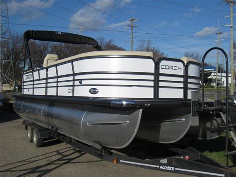 who makes coach pontoons.